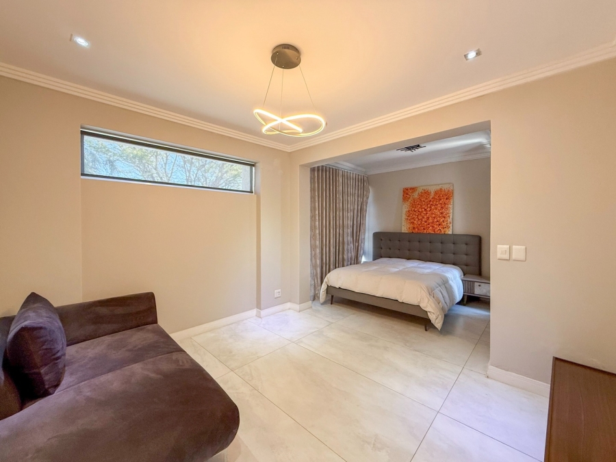 5 Bedroom Property for Sale in The Islands Estates North West